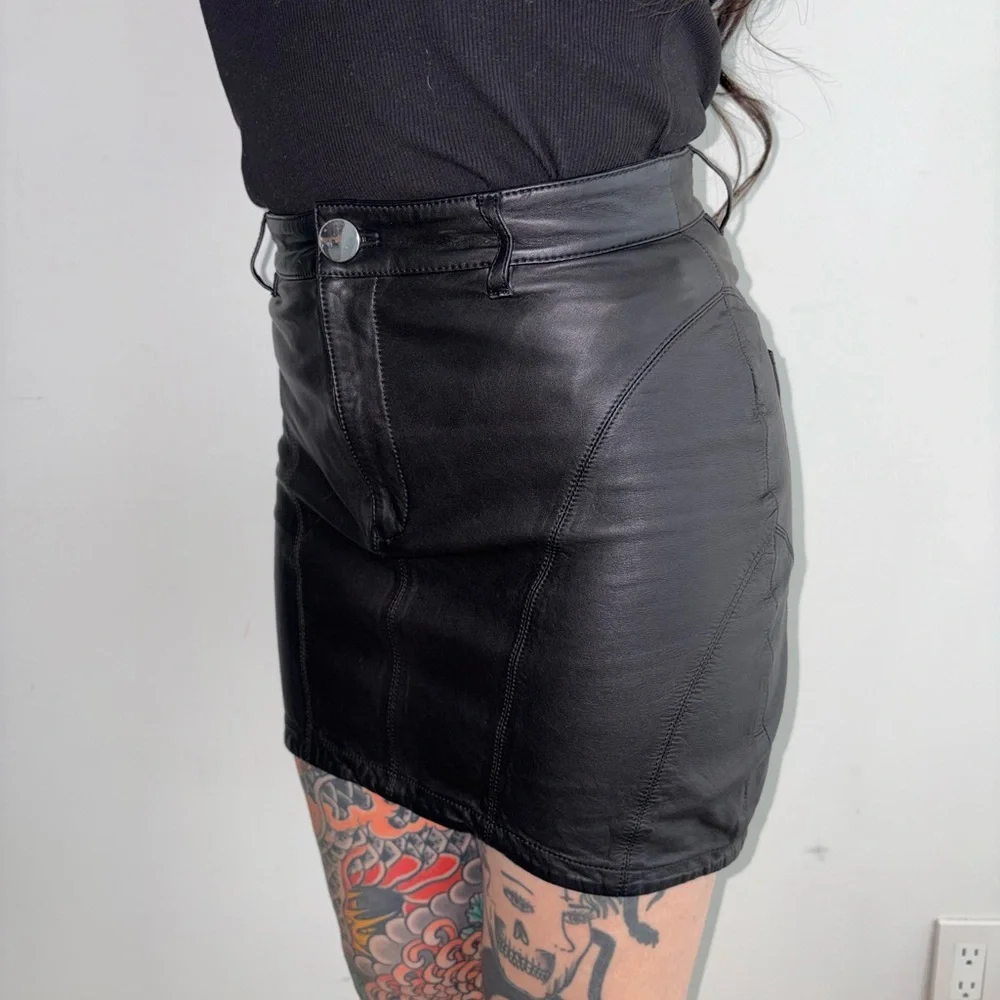 NBD x Revolve Black Lamb Leather Mini Skirt – High Waist – Size S - Picture 2 of 4